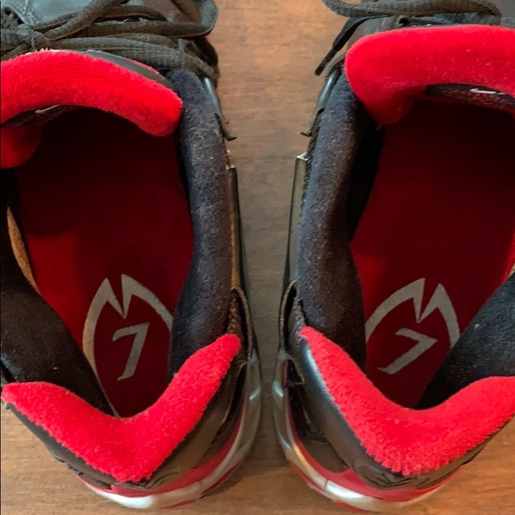 ***2004***  Air Zoom Vick 2 size 10.5 - Picture 4 of 6